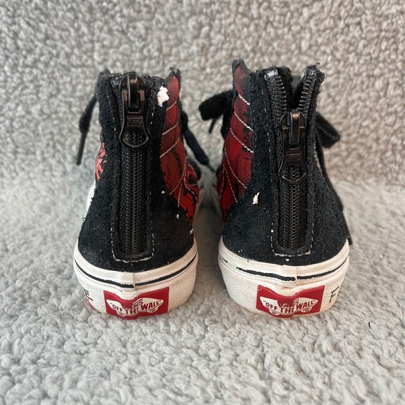 Vans Sk8 Hi Stranger Things Kids Youth size 11 Friends Don't Lie Shoes Sneakers - Picture 5 of 10